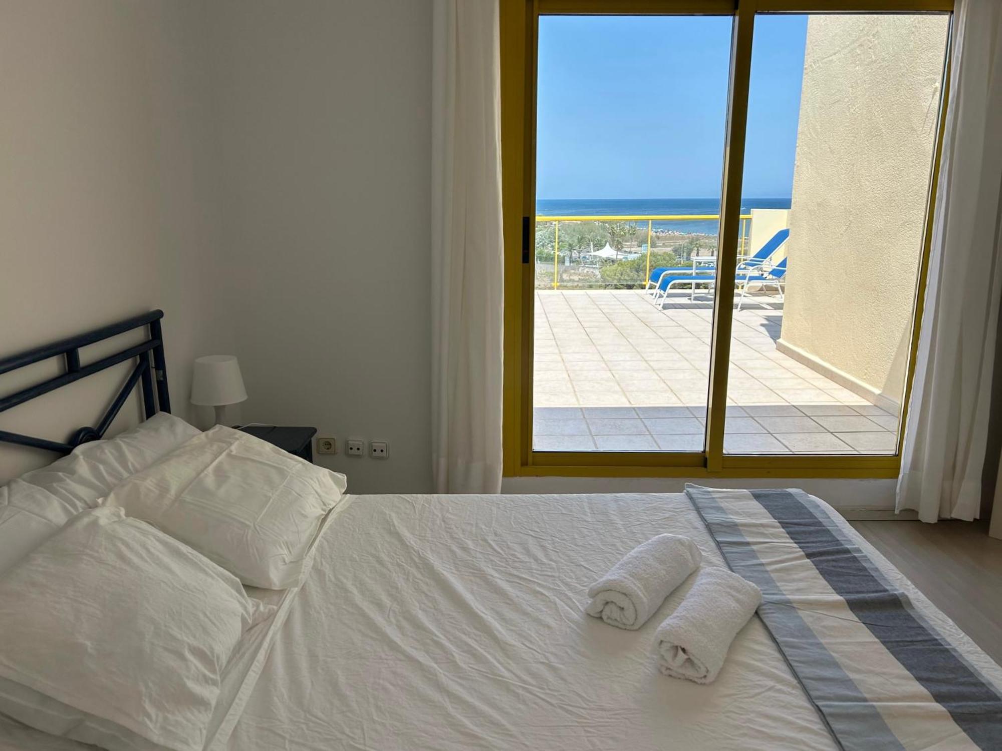 Atico Duplex Lagos Del Castillo Дения Екстериор снимка